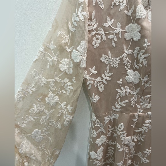 NWT Tularosa Ryland Dress - floral bridal embroidered- size S - Picture 11 of 14